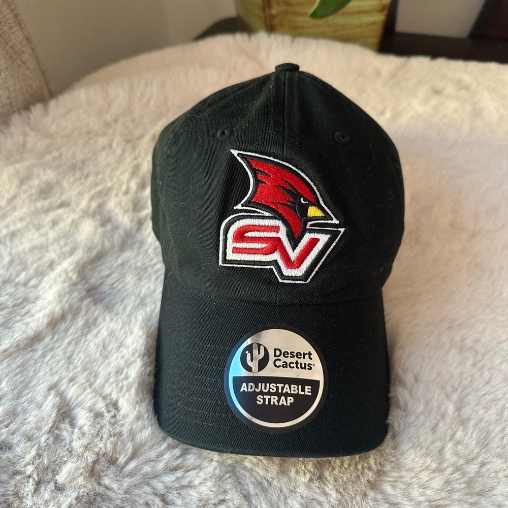 Black Adjustable Strap Hat 100% cotton